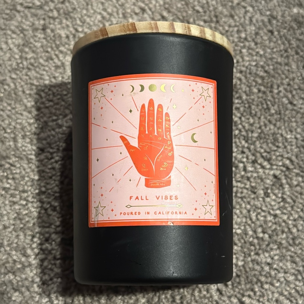 Leoben Co. Fall Vibes Scented Candle 9 oz Single Wick – Poured in California